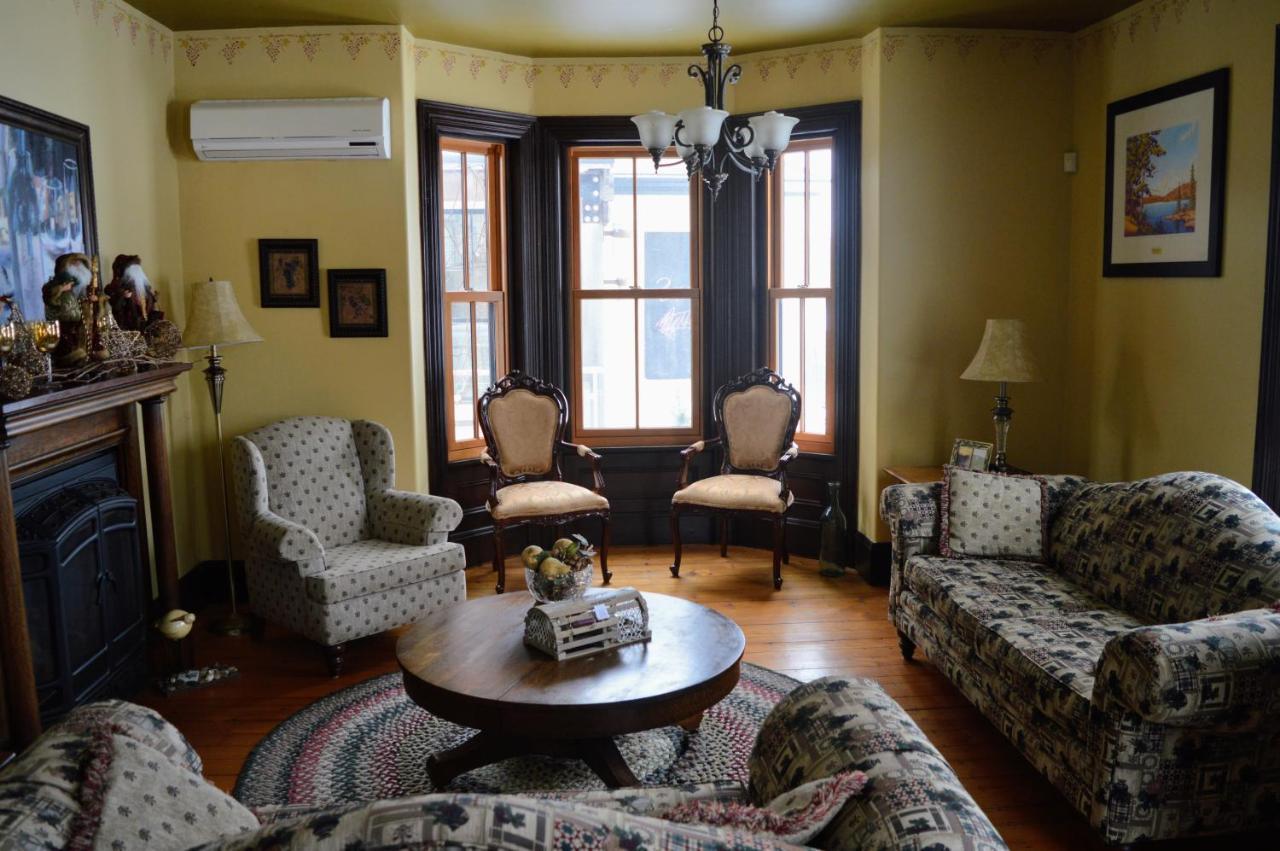 Magnetic Hill Winery Hotel Moncton Bagian luar foto